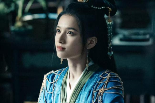 《藏海传》张婧仪香暗荼打戏好飒 古装造型惊艳世东说念主