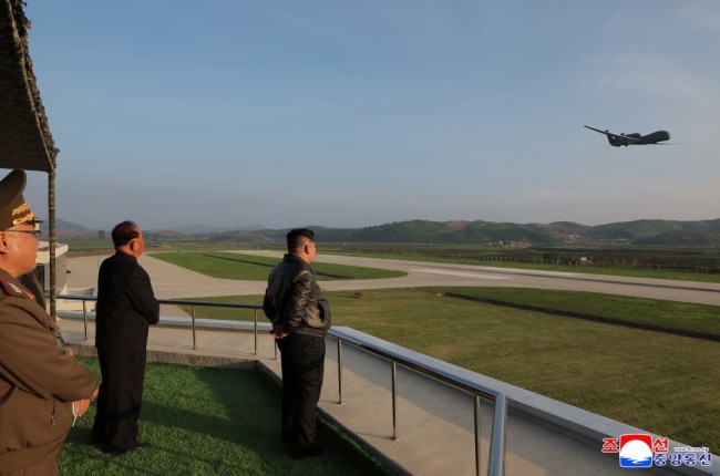 朝鮮為何大方承認驅(qū)逐艦下水事故 公開透明應(yīng)對關(guān)注