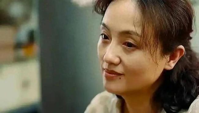 我們不該只用“國民媳婦”懷念朱媛媛 銘記多面演藝人生