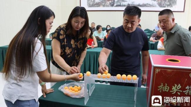山東一社區(qū)連續(xù)16年免費(fèi)給青年分房 減輕家庭負(fù)擔(dān)溫暖人心