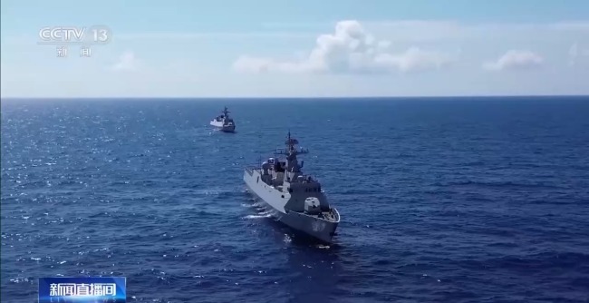 南海某海域 我海軍護(hù)衛(wèi)艦編隊(duì)開展比武考核
