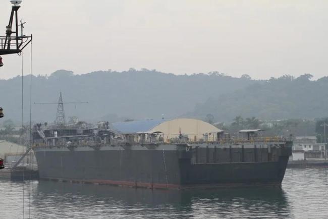 臺(tái)媒：臺(tái)海軍第六號(hào)浮船塢沉沒(méi)