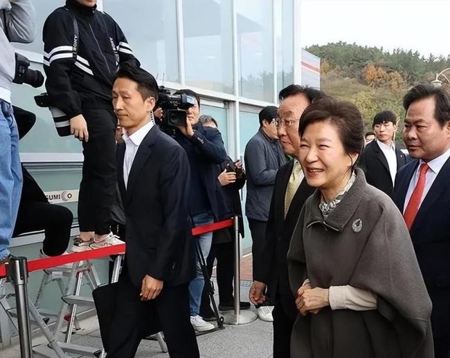 媒体人：金文洙李俊锡联盟正式告吹 选战局势生变