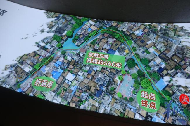 龍舟漂移賽壓彎競速能把屈原看醒！