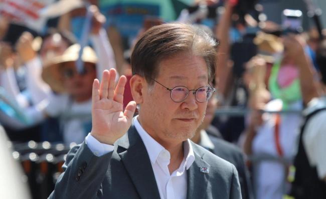 尹锡悦被迫离党,李在明对台湾事务表态,最新民调显示局势已明朗