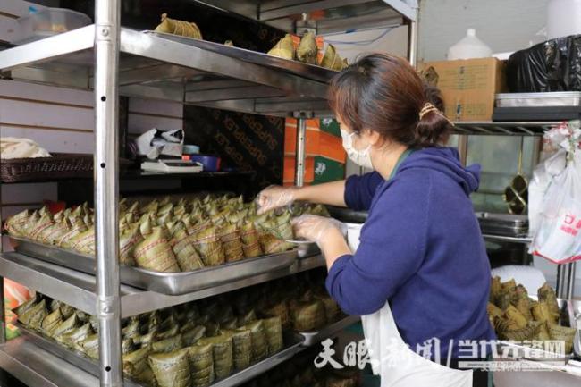 氛圍拉滿 這是端午該有的樣子 粽香四溢迎佳節(jié)