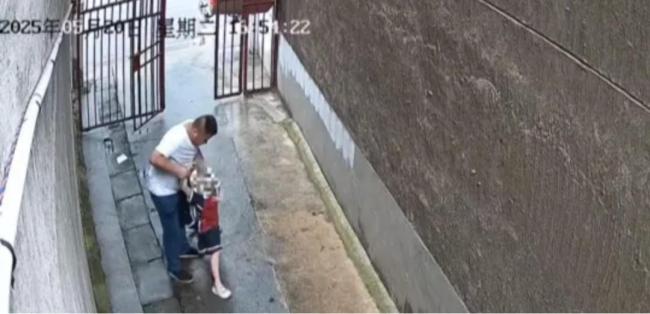 男子將6歲女童拖入小巷該罰多重