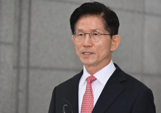 韩国大选保守阵营陷四大困局 分裂危机加剧