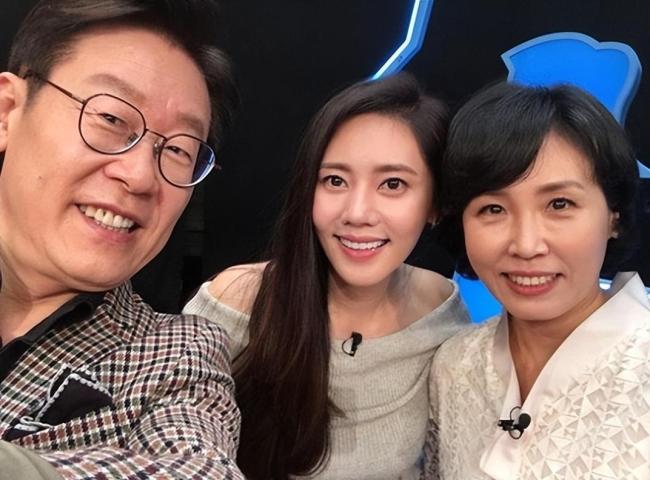 李在明曾和秋瓷炫夫妻一起錄綜藝 綜藝奇緣引發(fā)熱議