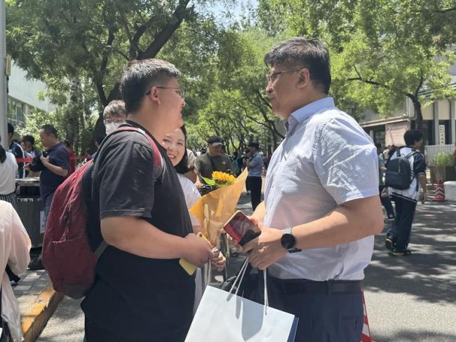 有考生稱北京高考作文題比較新穎