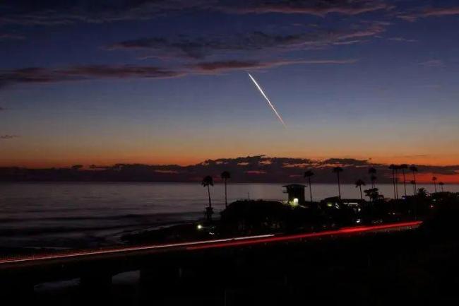 马斯克“星链”卫星大批坠落正常吗 太阳活动加剧影响显著