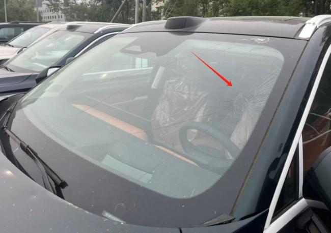 “冰雹车”能买吗？记者实地调查 降价力度大引关注