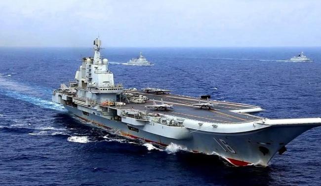中国双航母首次合围关岛释放啥信号 美军前所未见的震撼场面