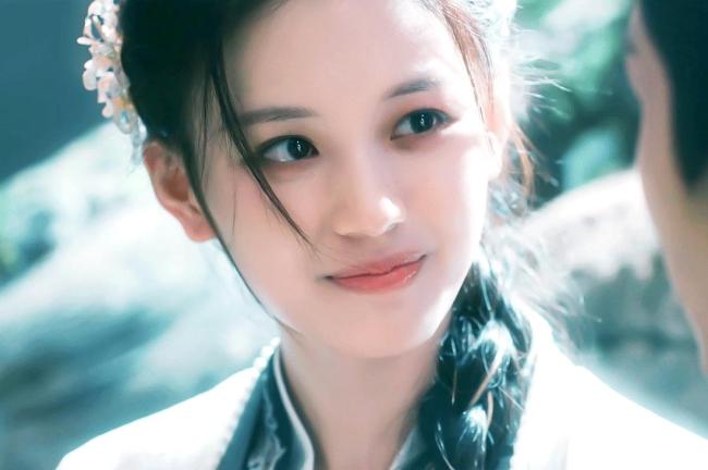 罗云熙魅影神捕妆造 古装探案新看点