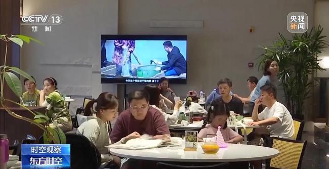 苏超为何一再爆火出圈！“苏超”为什么能火出圈？