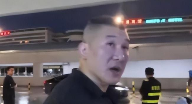 臺(tái)網(wǎng)紅館長(zhǎng)邀沈伯洋赴大陸直播驗(yàn)證 擊碎謠言的直播之旅
