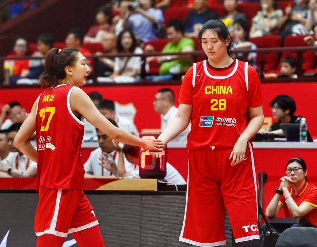 體育梗百科｜18歲張子宇入選一線隊,！其他名宿,，都是多少歲進的國家隊 家鄉(xiāng)首秀驚艷眾人