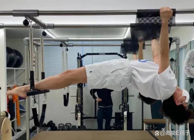 韩娱的“双面土壤”养出了什么 双面爱豆真相