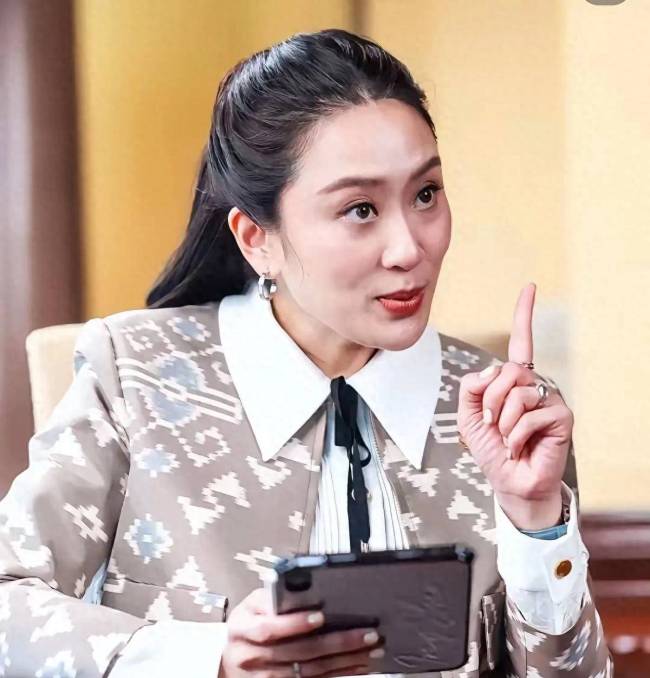 学者：洪森把佩通坦逼向绝路 录音风波引爆政坛危机