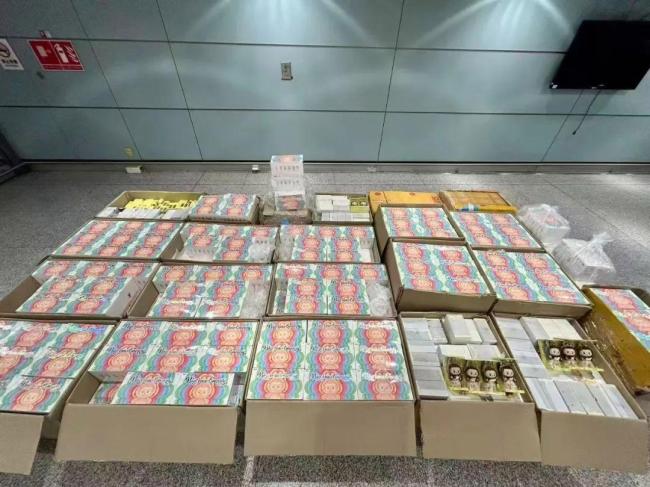 10名旅客超量攜帶Labubu被查