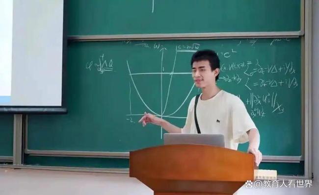 你怎么看拿王虹和韦东奕比较的现象 两种路径的交汇与启迪