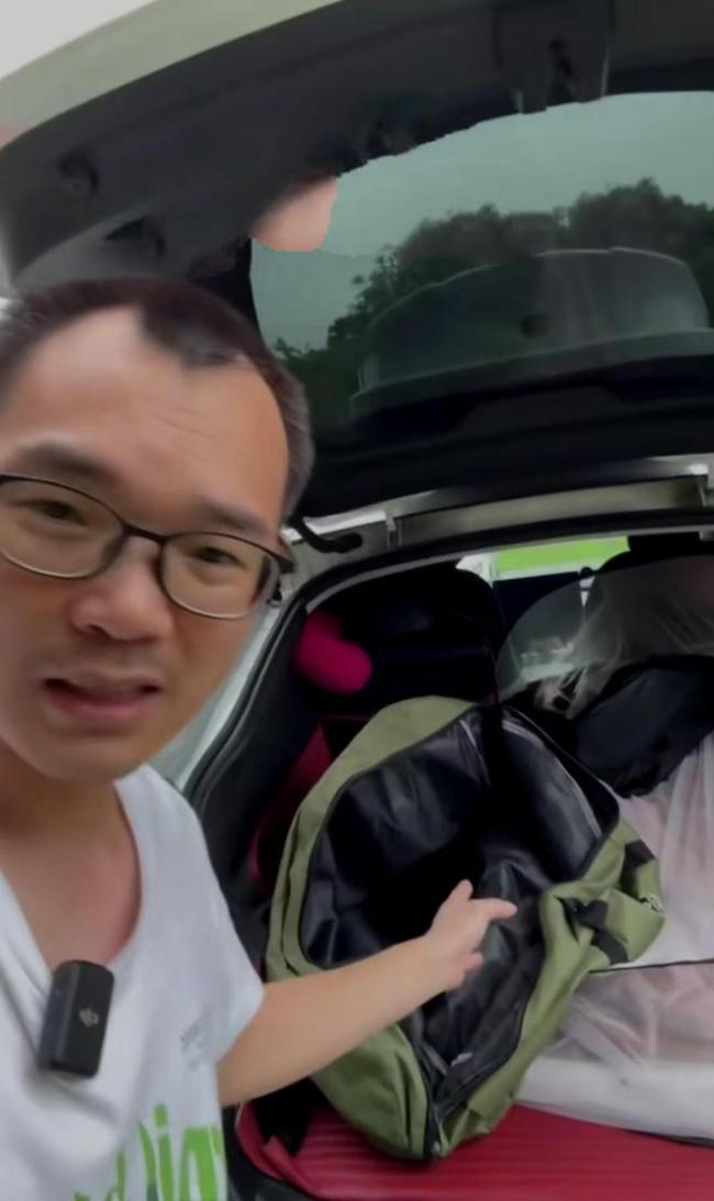 深圳程序员爸爸“车居”3年多 公园露营引热议
