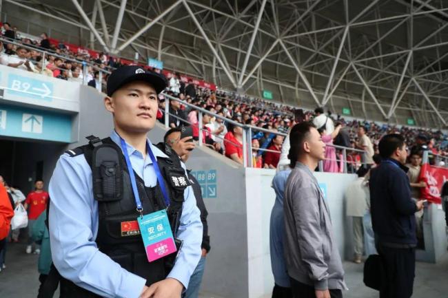 男子倒賣門票被拘10日 高價牟利遭嚴懲