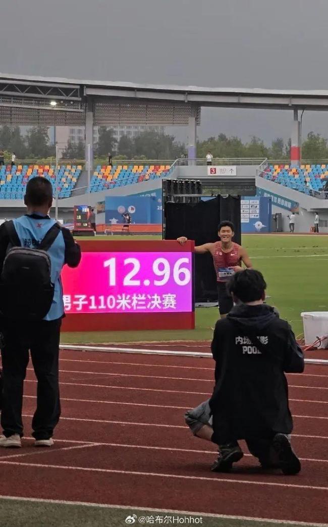 中國選手12秒96破紀(jì)錄奪冠 陳圓將刷新亞洲青年紀(jì)錄