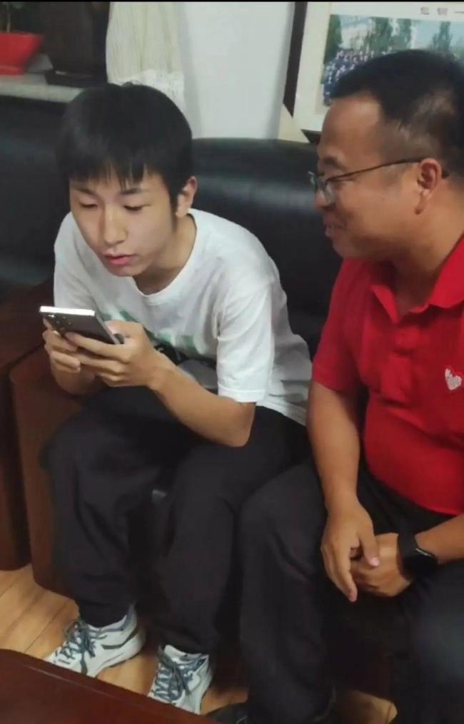 内蒙古学生查出713分老师集体沸腾了！