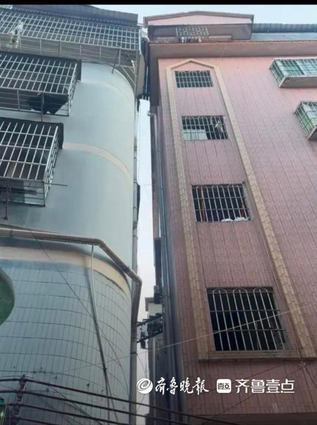 居委會回應震后出現(xiàn)樓體傾斜 安全監(jiān)測進行中