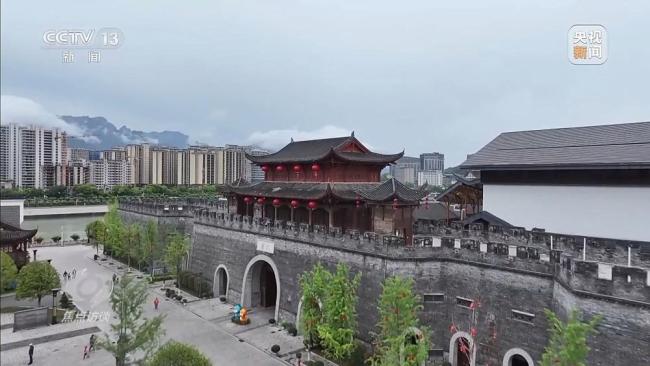 張家界人造古城營(yíng)業(yè)4年虧了10多億 文旅項(xiàng)目盲目跟風(fēng)之痛