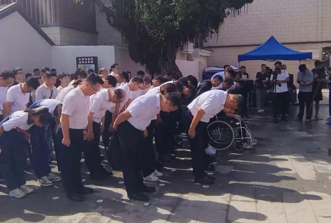 黃旭華院士骨灰在家鄉(xiāng)安放 此生無怨無悔
