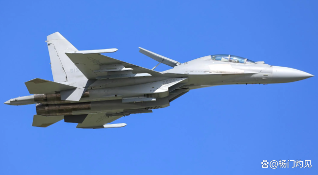 歼20逼退的是美军F35战机吗 空中较量显实力
