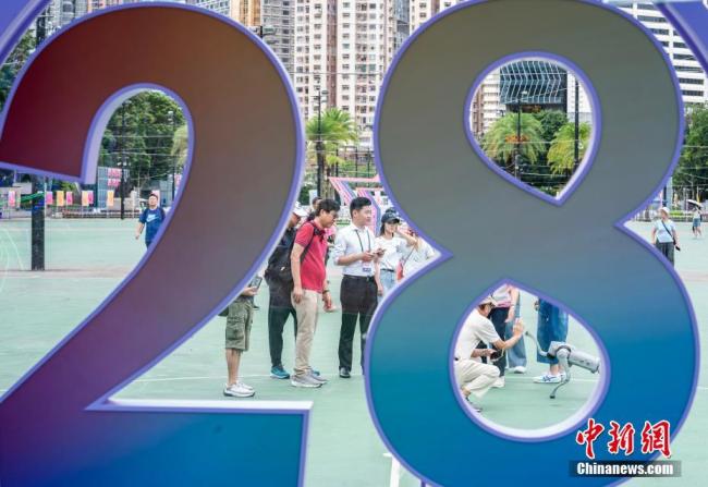 霍啟剛發(fā)文慶祝香港回歸祖國(guó)28周年 文化創(chuàng)科共慶回歸