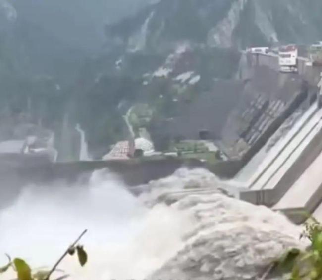 印度强降雨开闸向巴基斯坦泄洪 水位控制措施引发关注