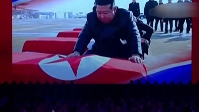 金正恩疑似悼念在俄陣亡軍人畫面