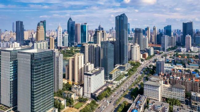 留不住年轻人 算什么好城市 抢人大战背后的未来争夺