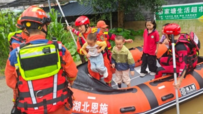 湖北昨天17個縣市區(qū)73個鄉(xiāng)鎮(zhèn)出現(xiàn)暴雨,！