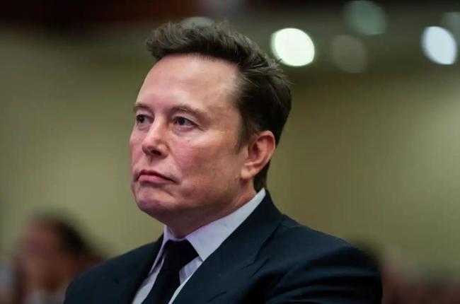 特朗普新法案遭马斯克警告？博主解读 科技巨头的政治觉醒
