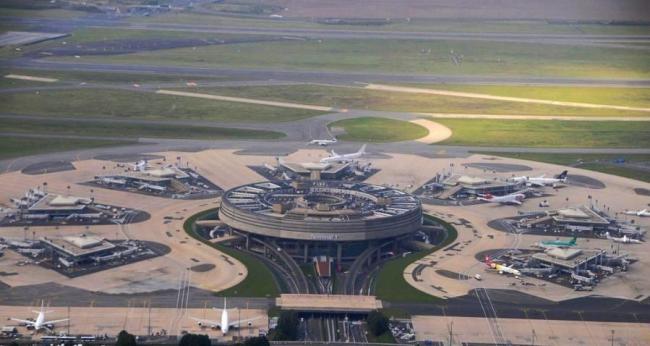 法国航空调度员罢工 四分之一航班取消