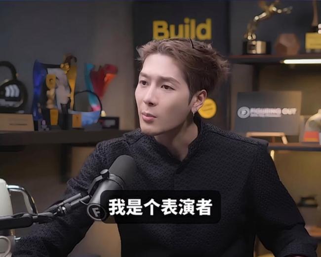 王嘉爾反駁印度主持人 展現(xiàn)文化底蘊