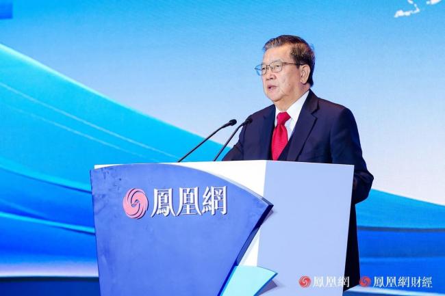 龙永图称美国意识到光靠金融产业不行 需加强制造业发展