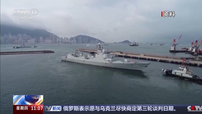 殲-15T首次在航母甲板對(duì)公眾開(kāi)放 打卡攻略來(lái)了