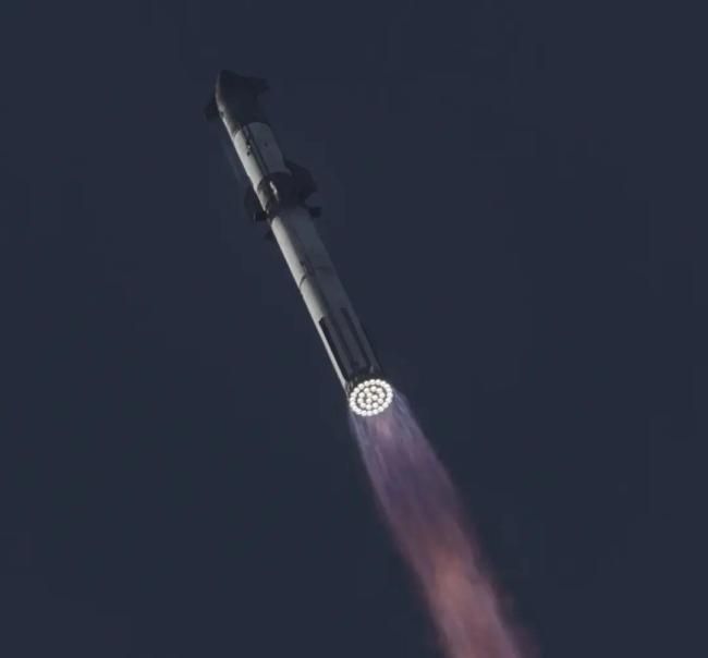记者：马斯克火星梦被特朗普碾碎了 殖民计划告吹