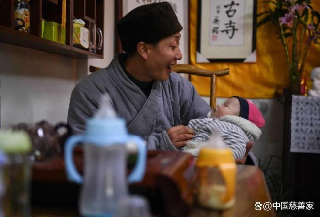 “和尚爸爸”涉嫌詐騙事件調(diào)查