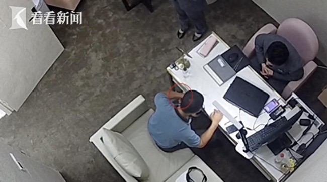 340万钻石瞬间被调包 窃贼巧舌如簧：没干过！