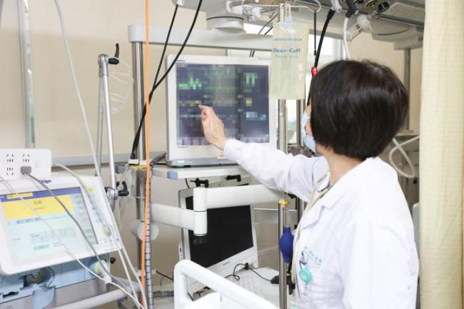 19歲小伙熬夜追劇心臟驟停 急救無縫銜接創(chuàng)造生命奇跡