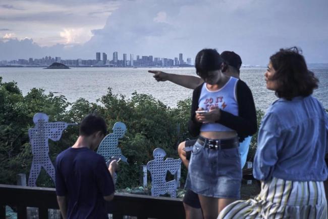 美民调：大陆人反对武统，萧美琴：不怕大陆，山东舰访港震慑谁？
