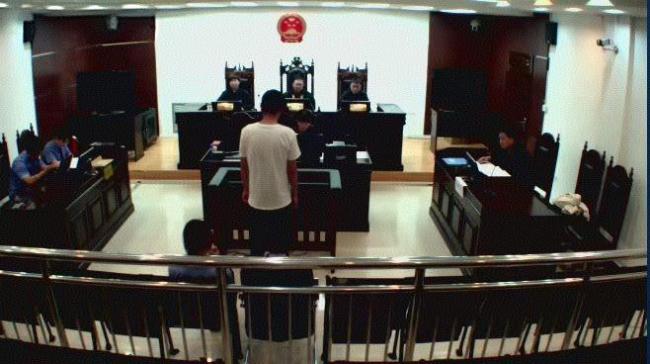 男子威脅公開前女同事隱私 敲詐勒索被判刑