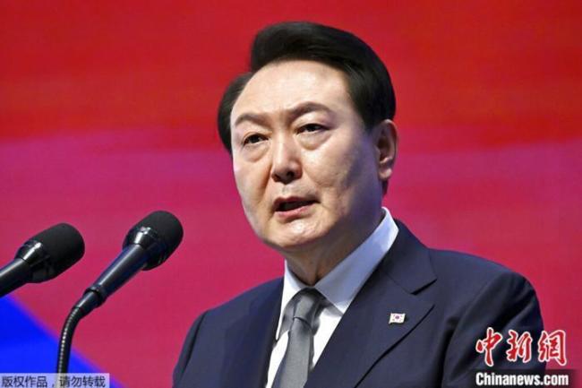 近15小時(shí) 尹錫悅結(jié)束獨(dú)檢組調(diào)查返家 調(diào)查歷時(shí)漫長
